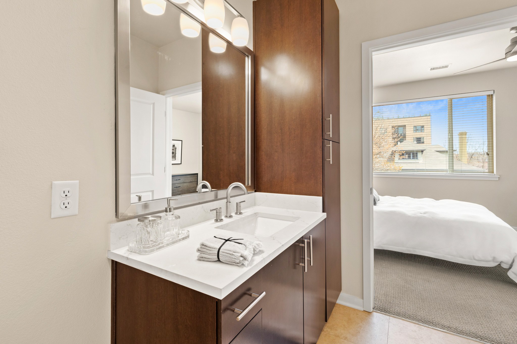 Sylvan Uptown 1615 Pennsylvania St, Denver, CO 80203 Uptown Denver - Leasing by Cross Street